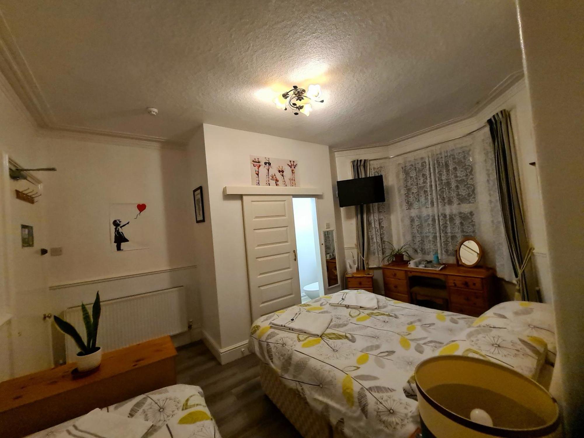 Beachdene Guest House Skegness Ngoại thất bức ảnh