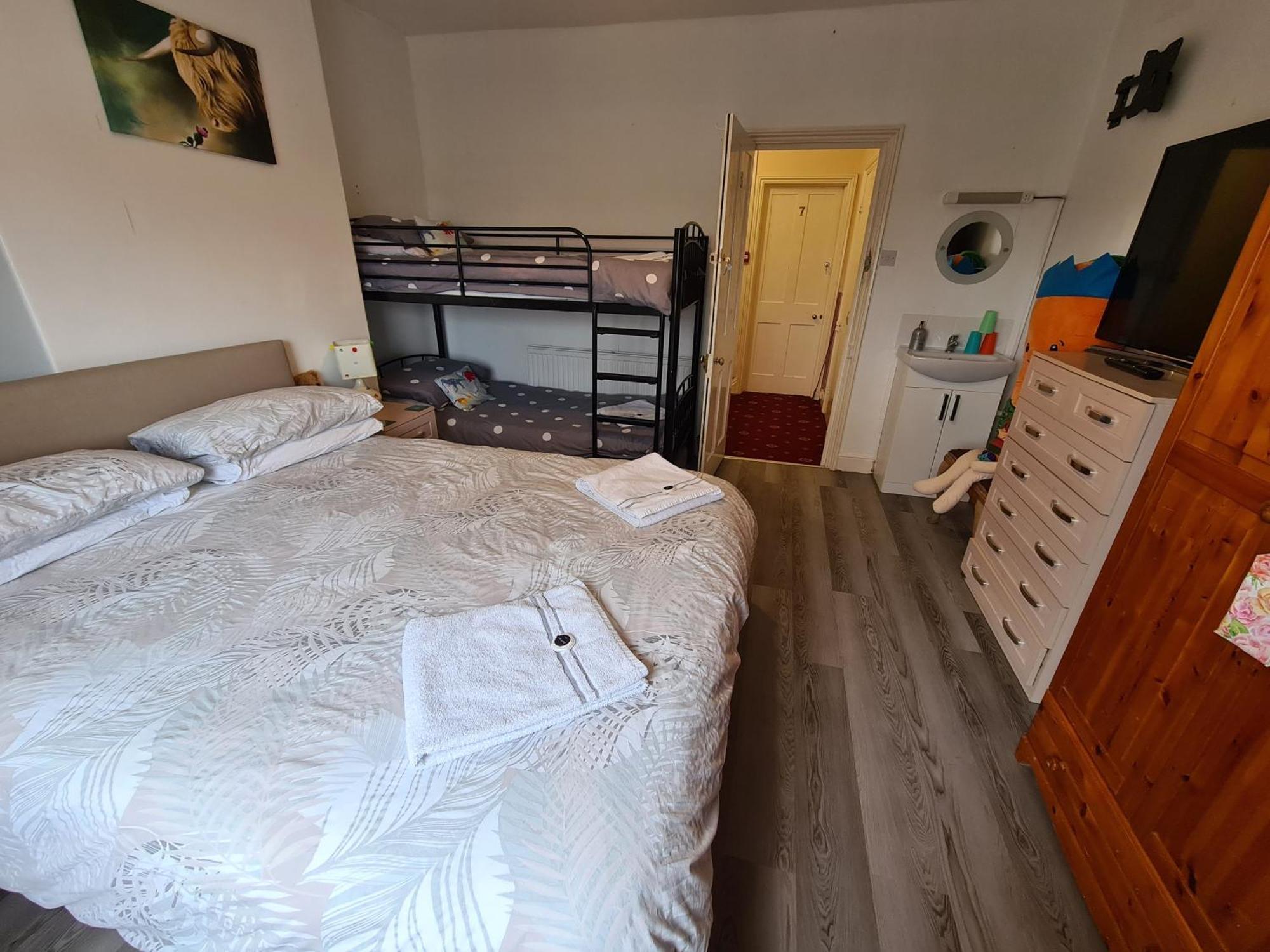 Beachdene Guest House Skegness Ngoại thất bức ảnh